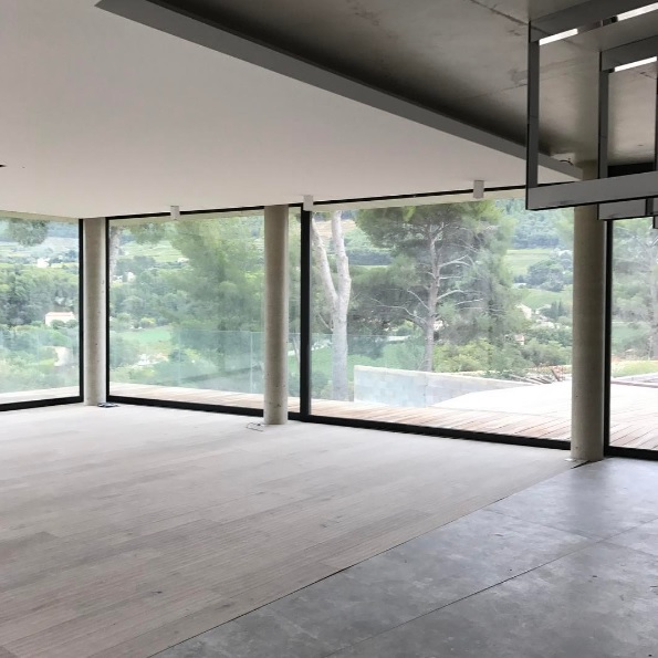 Menuiseries aluminium grande taille par Cauchi Design Marseille